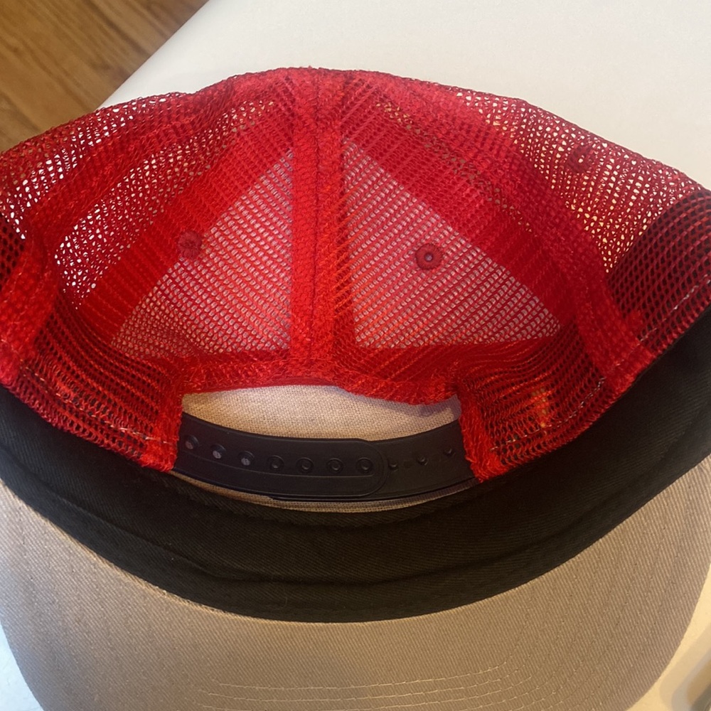 Snapback - Picture 2 of 3